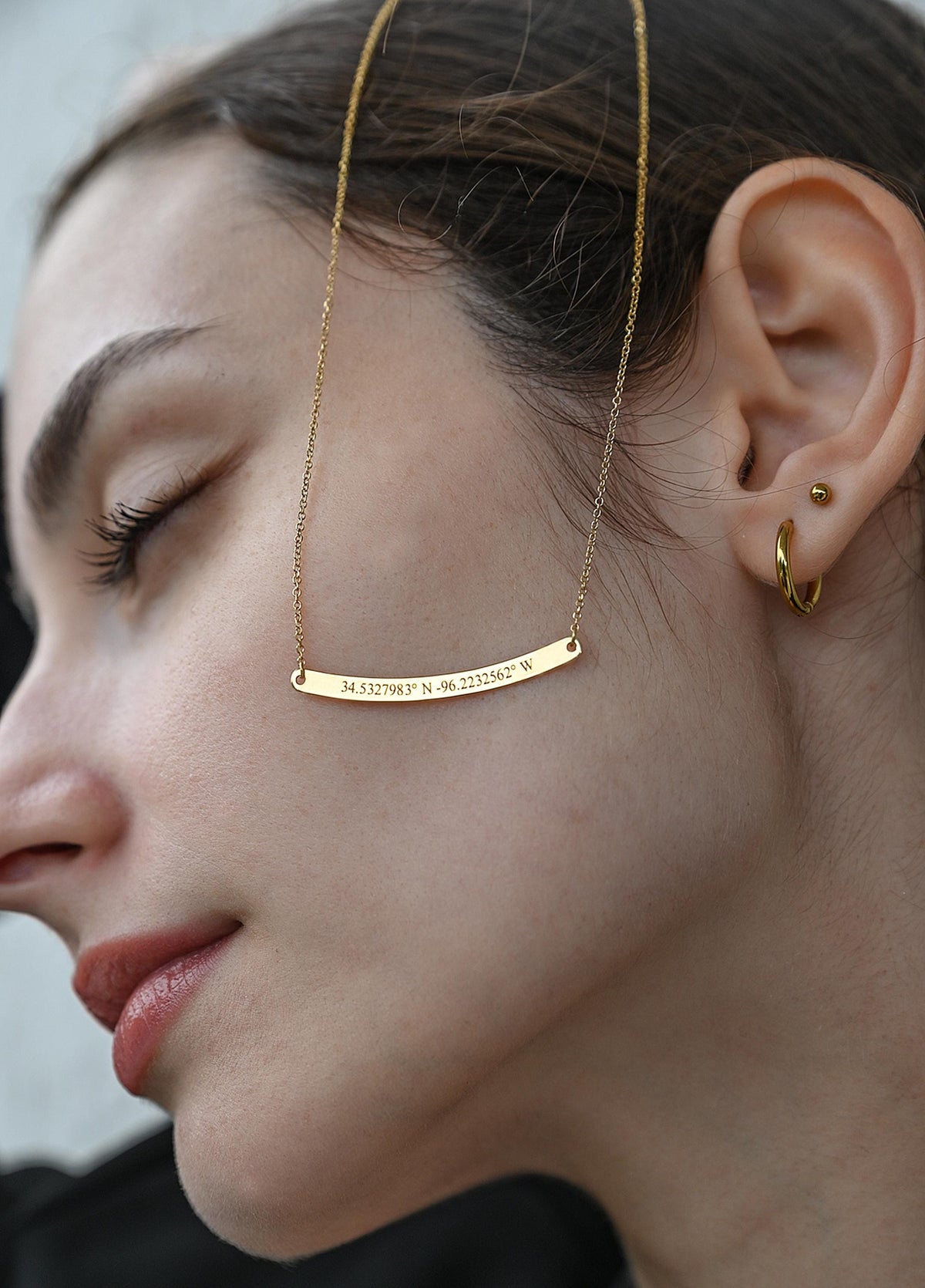 14K Solid Gold Curved Bar Necklace – Personalized Name with Coordinates, gallery view 7 of 10