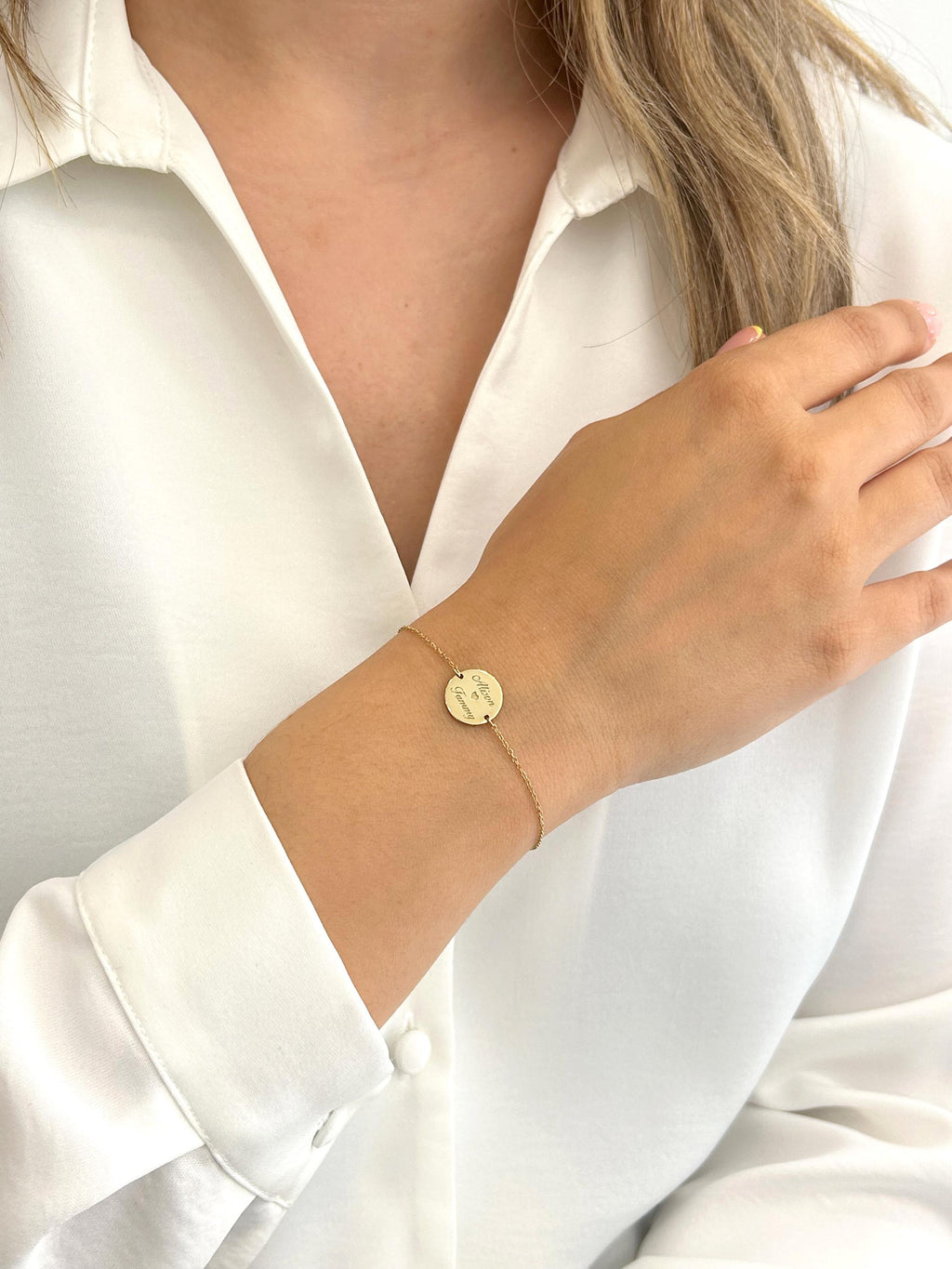 14K Solid Gold Handwriting Disc Bracelet – Personalized Engraving, gallery view 8 of 10
