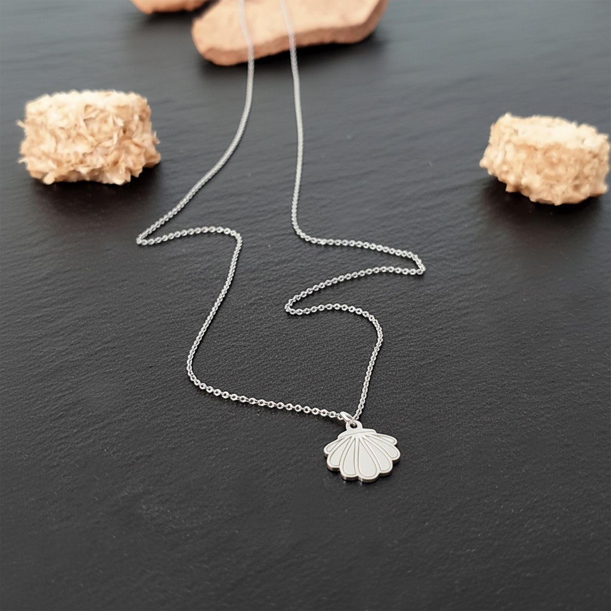 14K Solid Gold Sea Shell Pendant Necklace – Personalized Summer Charm, gallery view 3 of 7