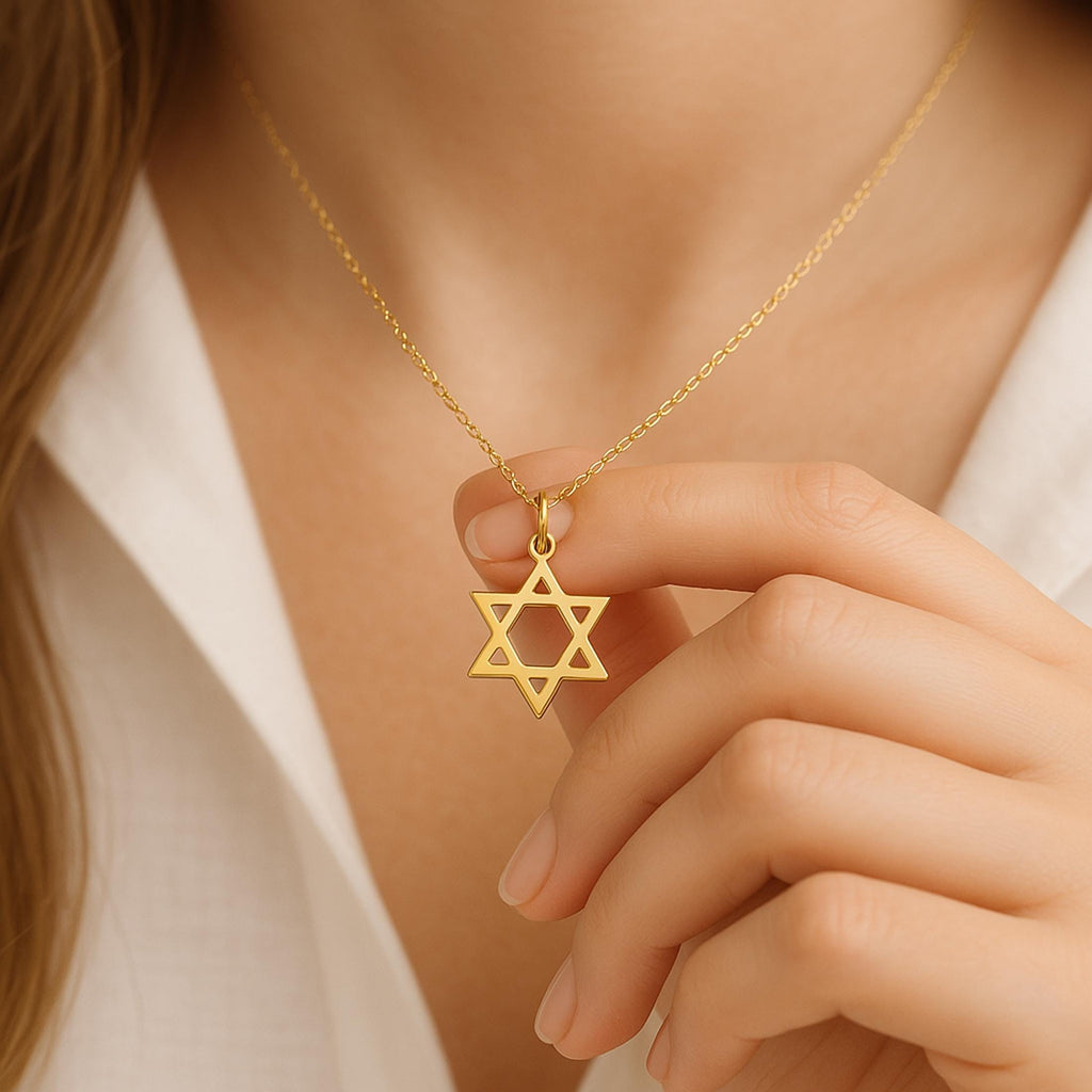 14K Solid Gold Star of David Necklace – Minimalist Jewish Magen Pendant, main product view