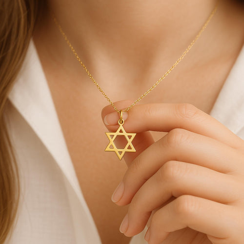 14K Solid Gold Star of David Necklace – Minimalist Jewish Magen Pendant, main product view