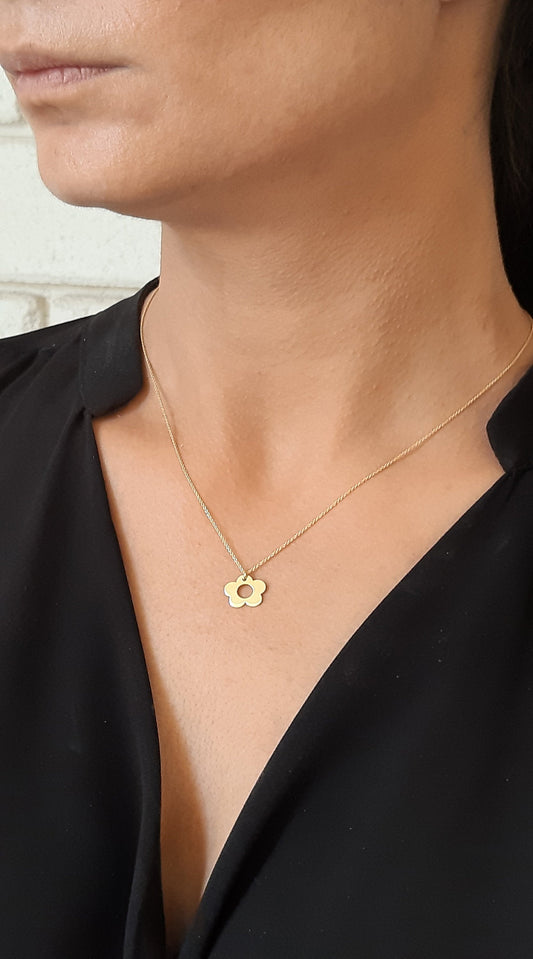 Delicate solid gold Flower pendant necklace