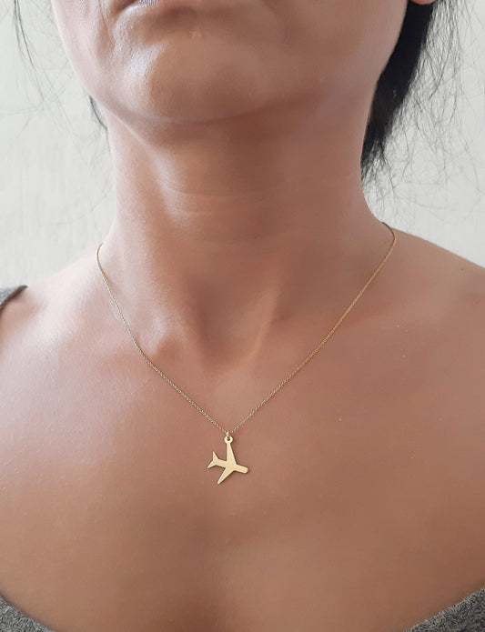 Dainty airplane pendant in 9k & 14k solid gold
